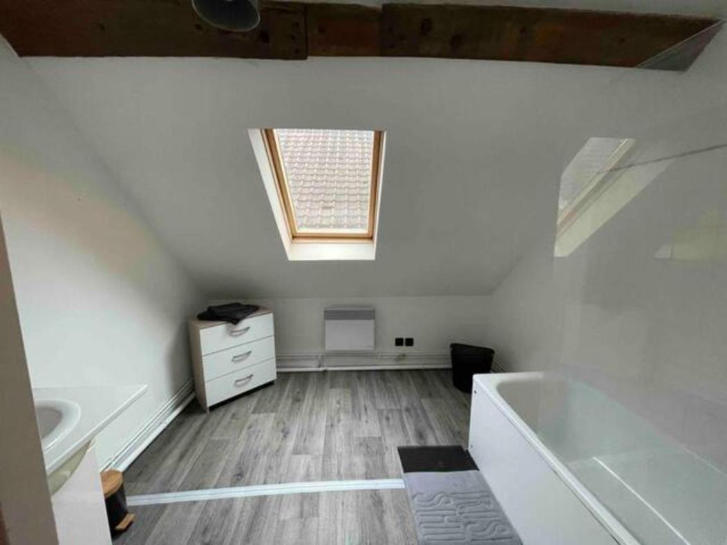 Appartement En Duplex Centre Ville D'Onnaing Екстер'єр фото