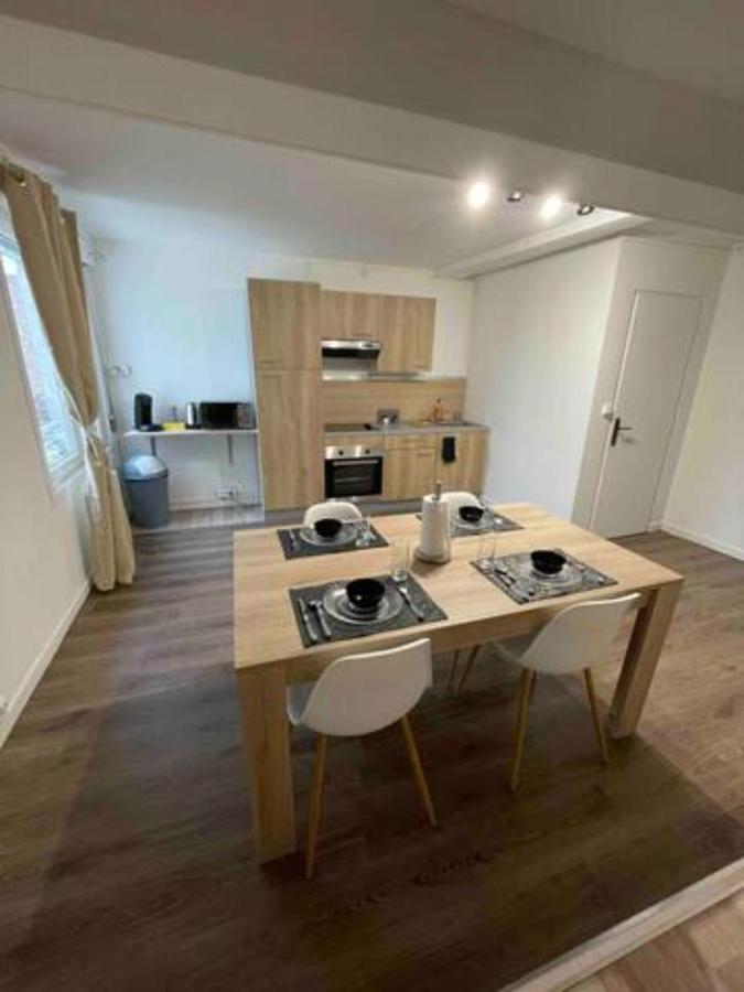 Appartement En Duplex Centre Ville D'Onnaing Екстер'єр фото